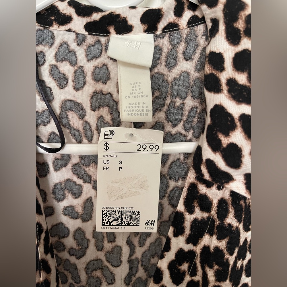 H&M Leopard Print Wrap Maxi Dress - Black & Cream - Picture 3 of 3